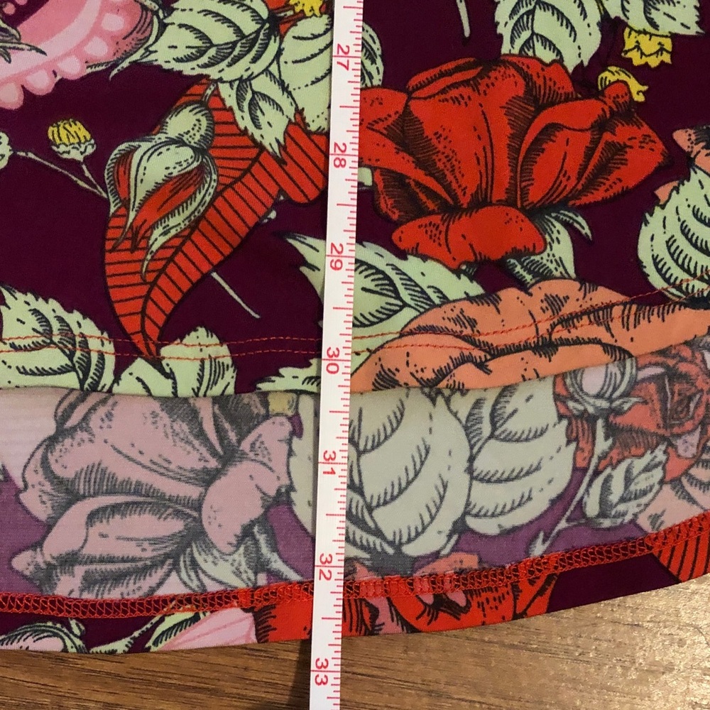 LuLaRoe Floral Dress with Red and Green Accents size 12 - Picture 6 of 8